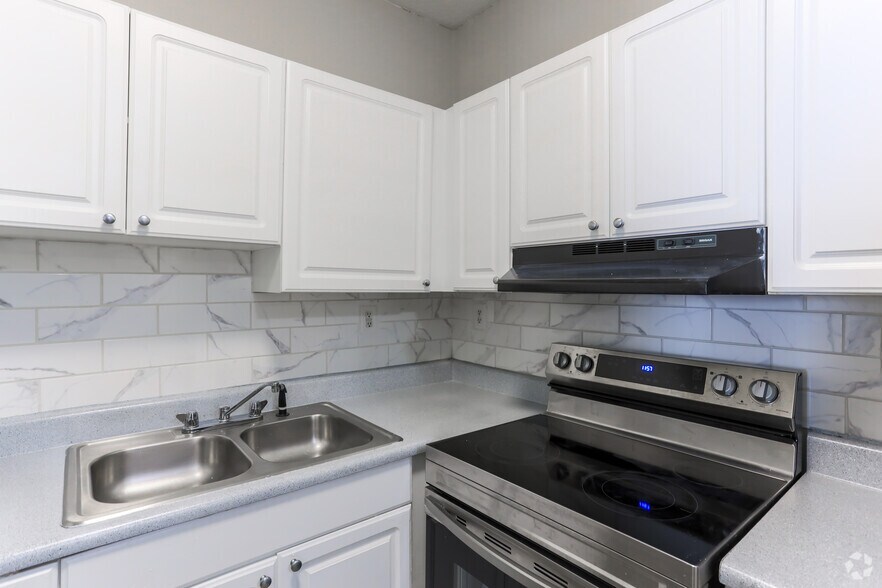 More Photos Of 6595 Mount Zion Blvd, Morrow Apartments For Sale