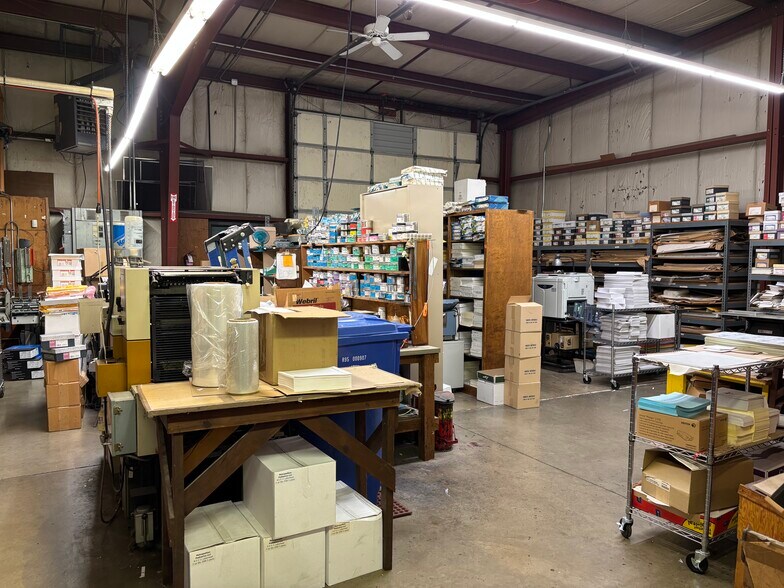 More Photos Of 9144 SE 67th Ave, Portland Warehouse For Sale