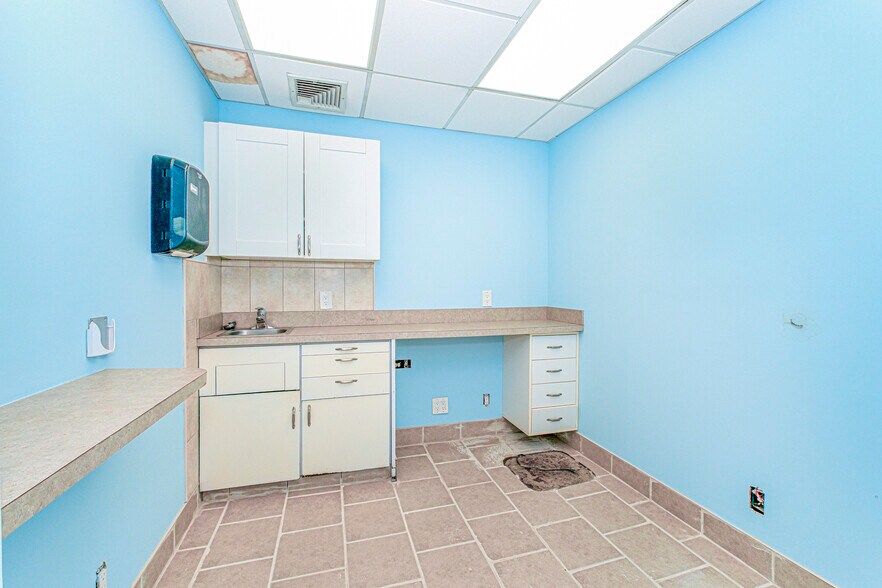 More Photos Of 2131 Richmond Rd, Staten Island Medical For Lease