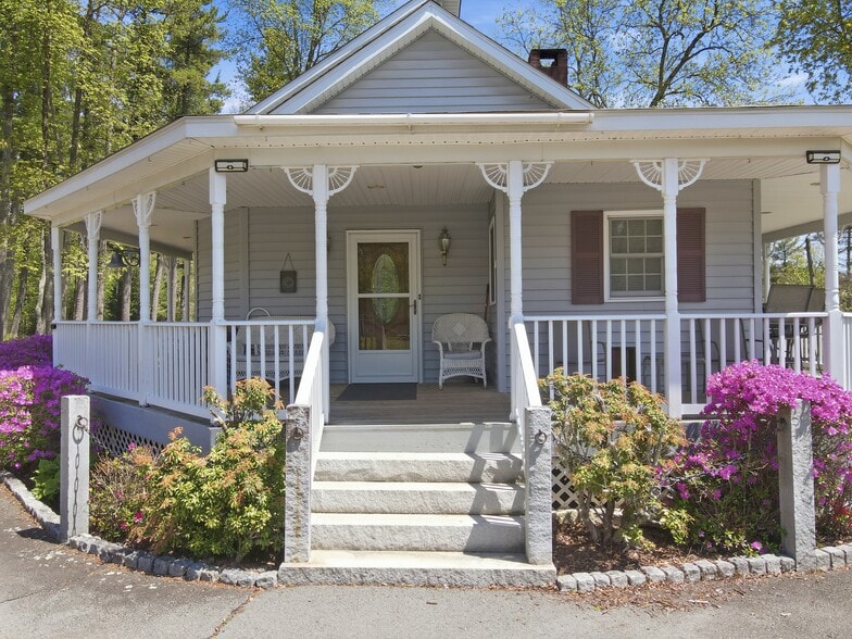More Photos Of 120 Milford Hill Ln, Milford Flex For Sale
