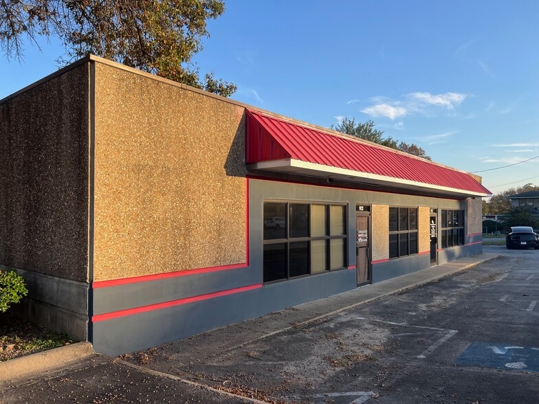 More Photos Of 1425 S University Ave, Little Rock Office For Sale