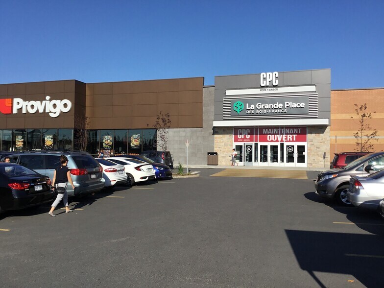 More Photos Of 1111 Boulevard Jutras E, Victoriaville General Retail For Lease