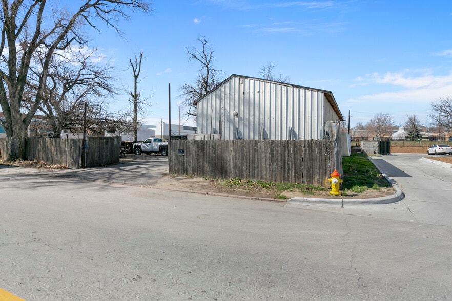 More Photos Of 1116 N 20th St, Omaha Warehouse For Sale