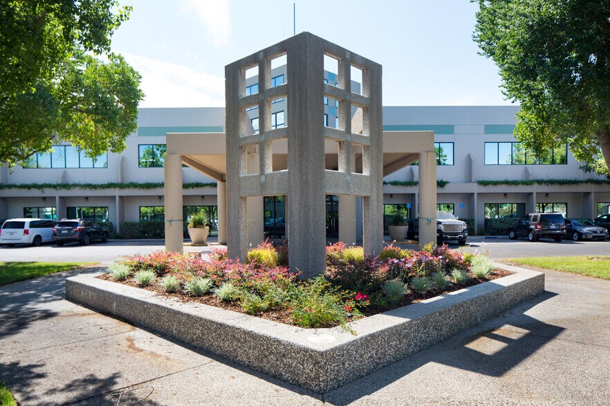 Primary Photo Of 9800 Goethe Rd, Sacramento Office For Lease