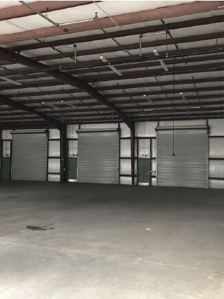 More Photos Of 6618-6628 26th Ct E, Sarasota Warehouse For Lease