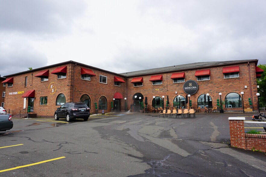 Primary Photo Of 901-907 Wethersfield Ave, Hartford Office For Lease