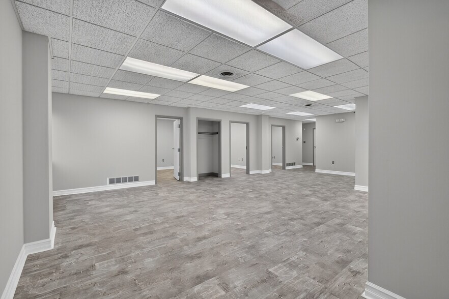 More Photos Of 728 Springdale Dr, Exton Office For Sale