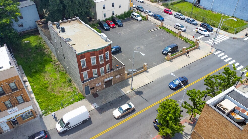 More Photos Of 260 Martin Luther King Jr Dr, Jersey City General Retail For Sale