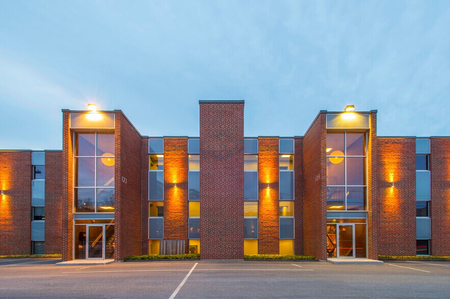 Primary Photo Of 109-123 Highland Ave, Needham Office For Sale
