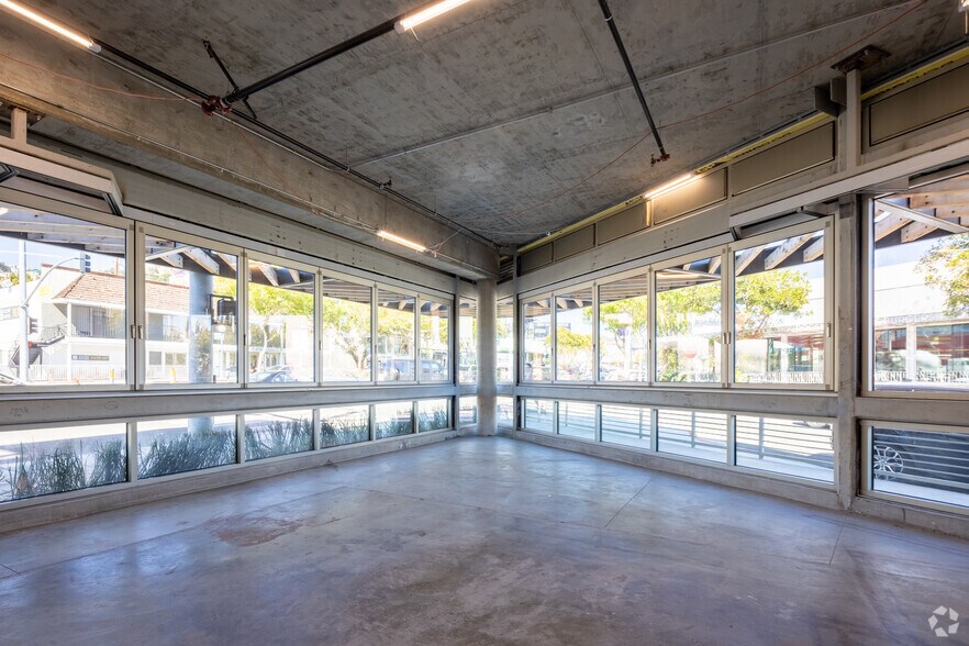 More Photos Of 8550-8594 Santa Monica Blvd, West Hollywood General Retail For Sale