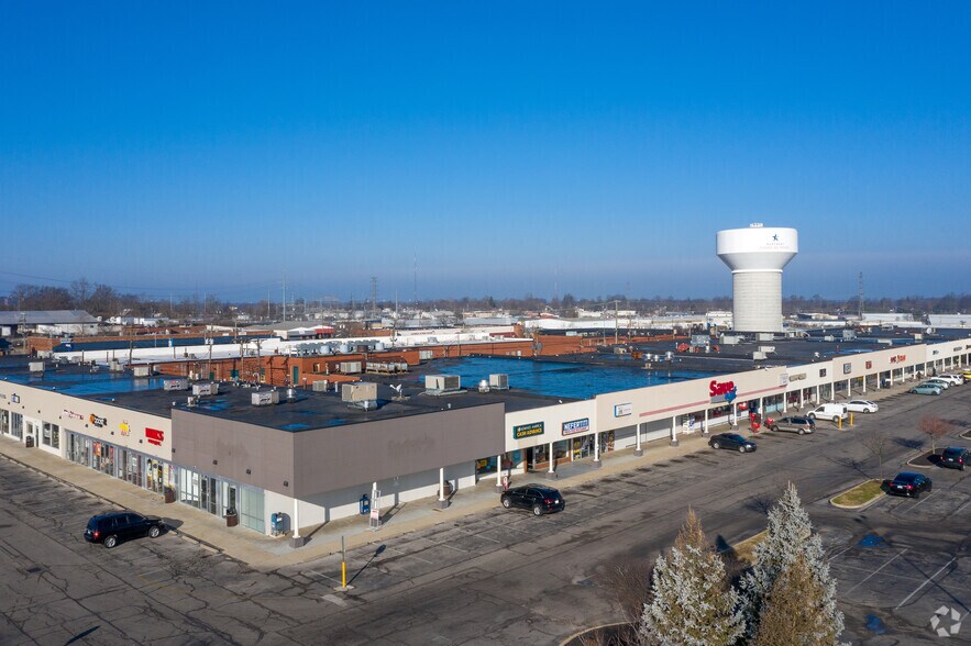 More Photos Of 1301 Winchester Rd, Lexington Unknown For Lease