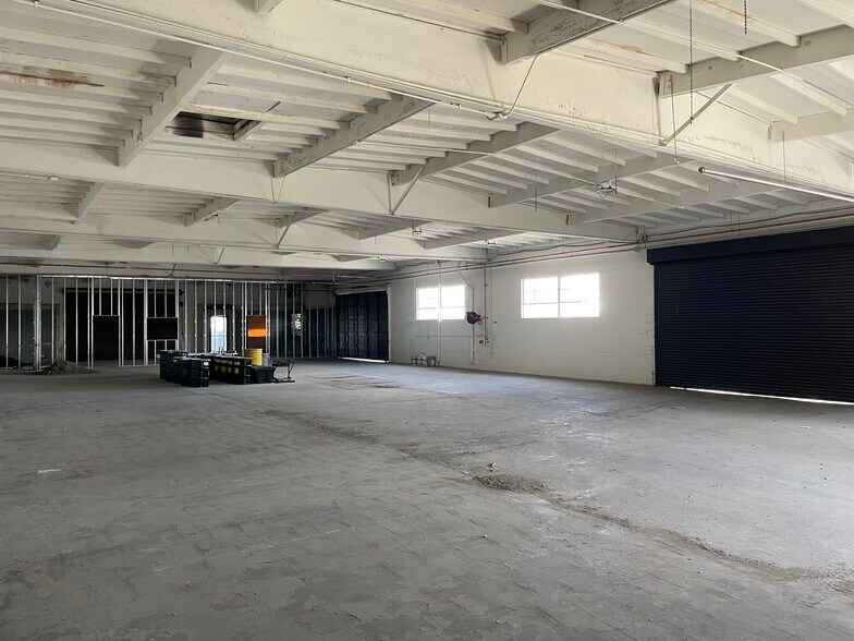 More Photos Of 17115 Lakewood Blvd, Bellflower Auto Repair For Lease