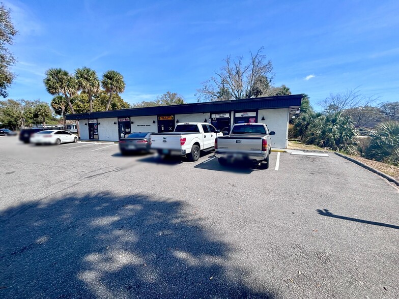 Primary Photo Of 2201 S French Ave, Sanford Storefront Retail Office For Lease