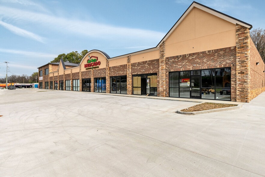 More Photos Of 1204 Murfreesboro Pike, Nashville Storefront Retail Office For Lease