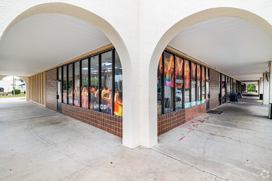 More Photos Of 5566 Fort Caroline Rd, Jacksonville Unknown For Lease