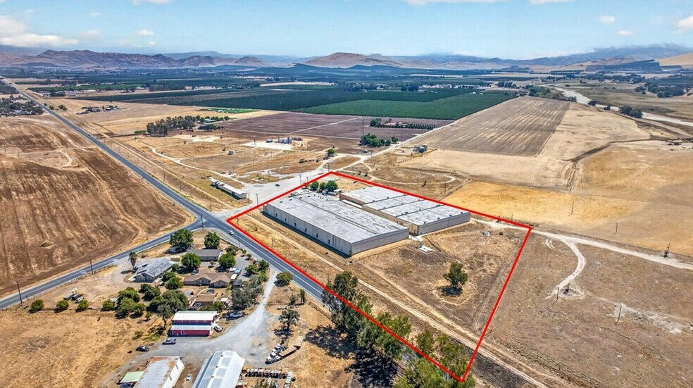 More Photos Of 23745 Avenue 112, Porterville Refrigeration Cold Storage For Sale