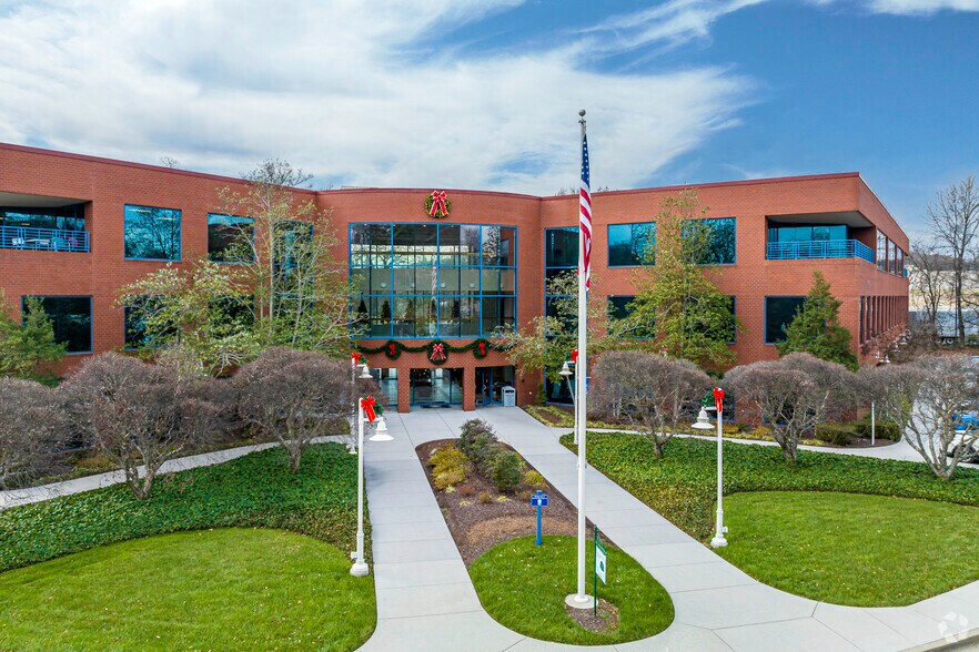 More Photos Of 1225 E Weisgarber Rd, Knoxville Office For Lease