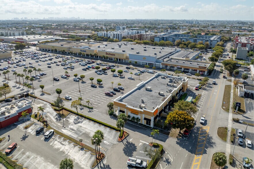 More Photos Of 1630-1738 W 49th St, Hialeah Storefront For Lease