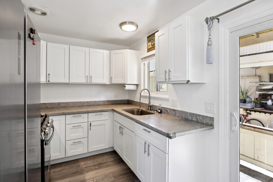 More Photos Of 263 La Pala Dr, San Jose Apartments For Sale