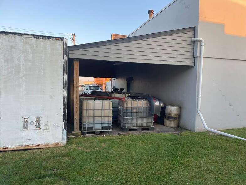 More Photos Of 2255 George Urban Blvd, Depew Auto Repair For Sale