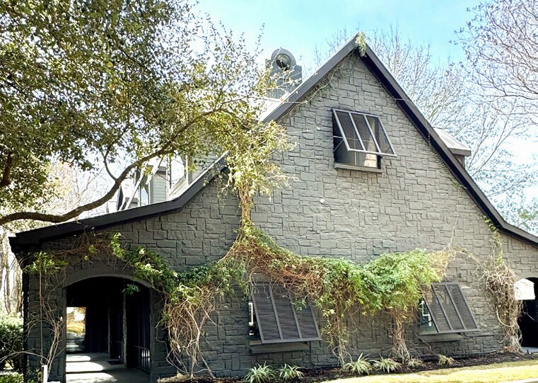 Primary Photo Of 13300 Katy Fwy, Houston Medical For Lease