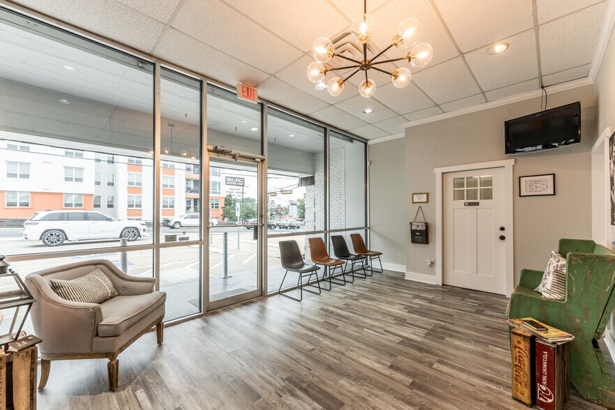 More Photos Of 2402 Sam Houston Ave, Huntsville Medical For Sale