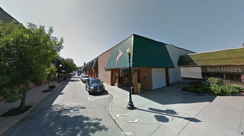 More Photos Of 546-566 Main St, Laconia Bar For Lease