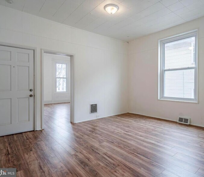 More Photos Of 303 Main St, Phoenixville Apartments For Sale
