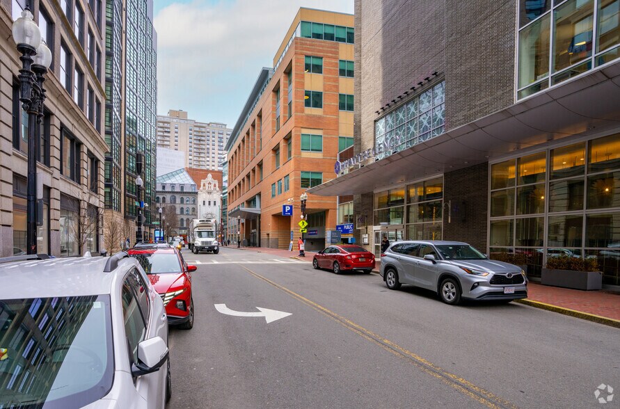 More Photos Of 2 Avenue de Lafayette, Boston Office For Lease