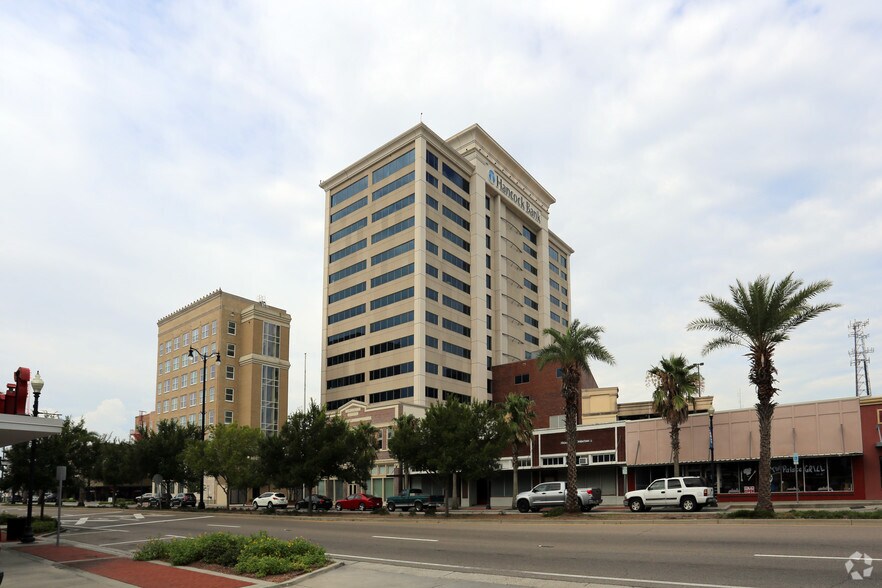 More Photos Of 2510 14th St, Gulfport Office For Sale