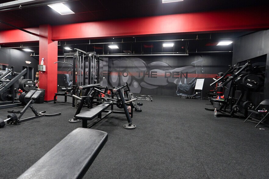 More Photos Of 7130 Buford Hwy, Atlanta Unknown For Sale