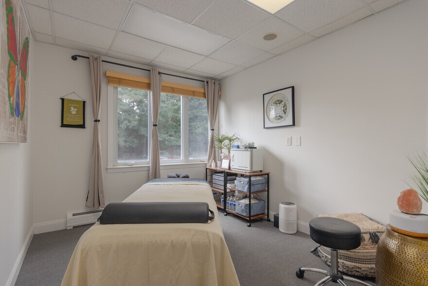 More Photos Of 189 S Pearl St, Pearl River Medical For Sale