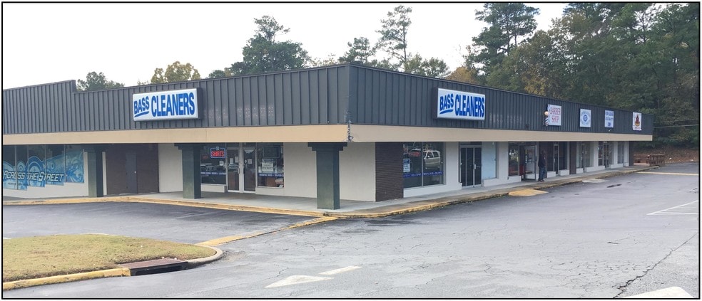 Primary Photo Of 2980 Riverside Dr, Macon-Bibb Storefront For Lease