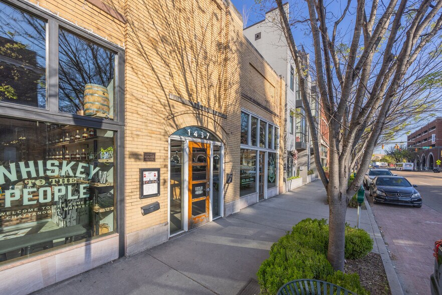 More Photos Of 1437 Market St, Chattanooga Storefront For Lease