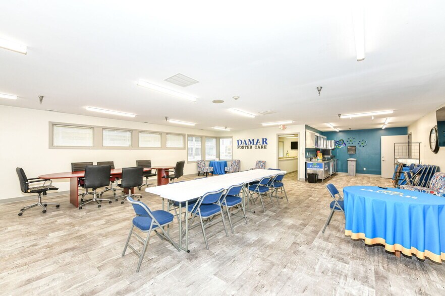 More Photos Of 1640 N Ritter Ave, Indianapolis Medical For Lease