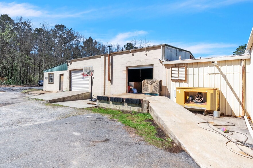 More Photos Of 109 Waybrook Dr, Anderson Industrial For Sale