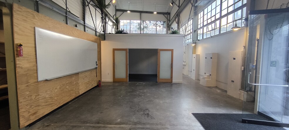 More Photos Of 81 Lafayette St, San Francisco Warehouse For Lease