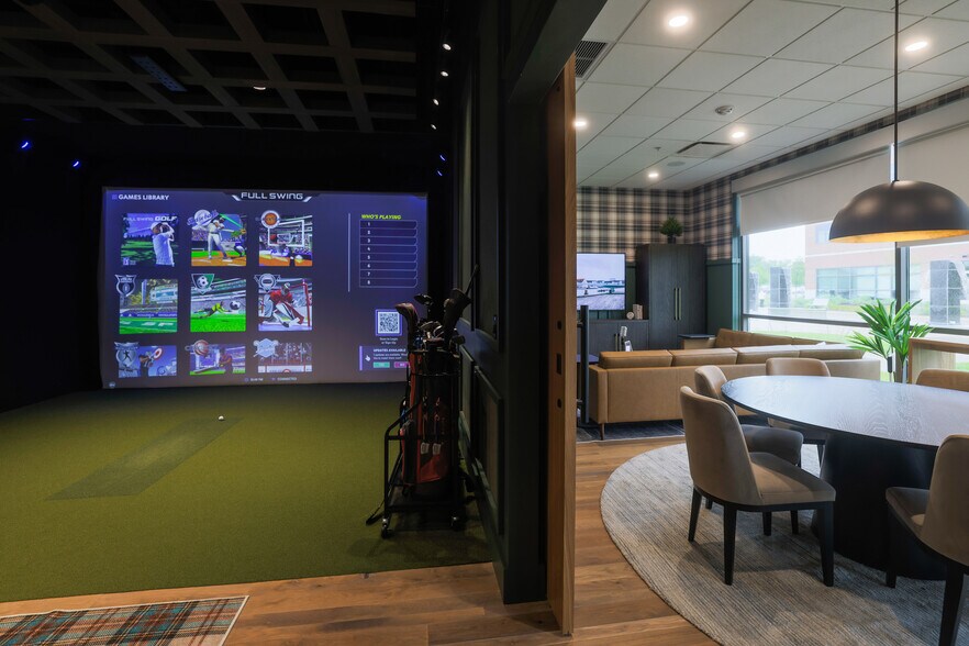 More Photos Of 7775 Walton Pky, New Albany Coworking Space