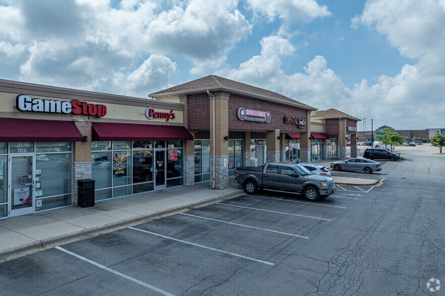 More Photos Of 2410 W Jefferson St, Joliet Freestanding For Lease