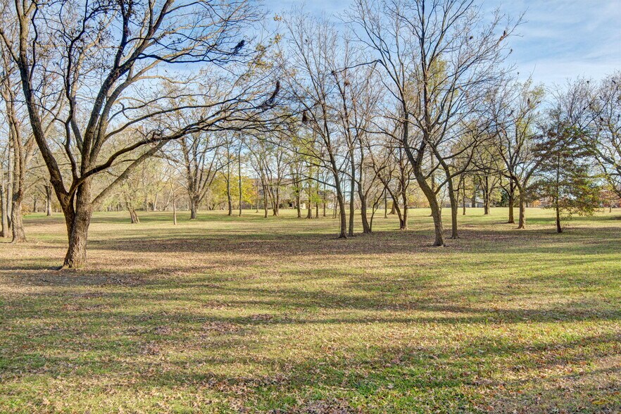 More Photos Of 4748 N 4318, Pryor Flex For Sale