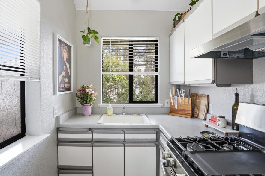 More Photos Of 2101 Johnson Ave, San Luis Obispo Multifamily For Sale