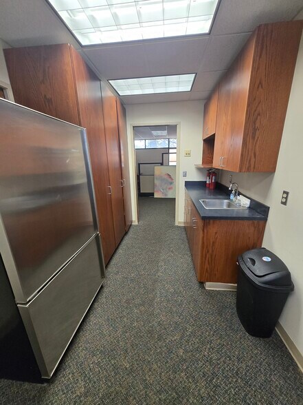 More Photos Of 2900 SW Plass Ct, Topeka Medical For Lease