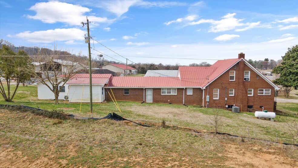 More Photos Of , Maryville Unknown For Sale