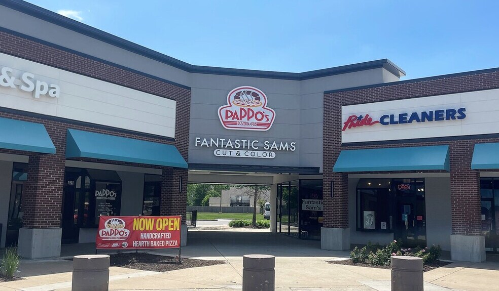 More Photos Of 310-424 SW Ward Rd, Lee's Summit Unknown For Lease