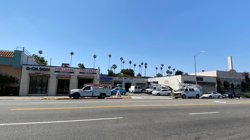 More Photos Of 2240 W Washington Blvd, Los Angeles Storefront For Lease