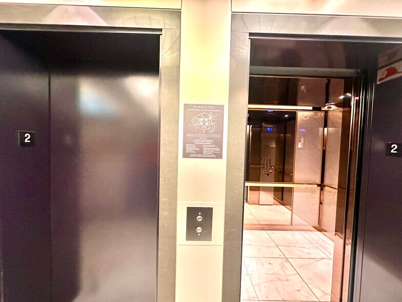 More Photos Of 8400 West Rd, Richmond Office For Sale