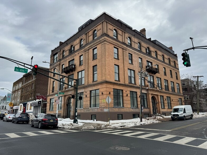 More Photos Of 536-540 Central Ave, Newark Apartments For Lease