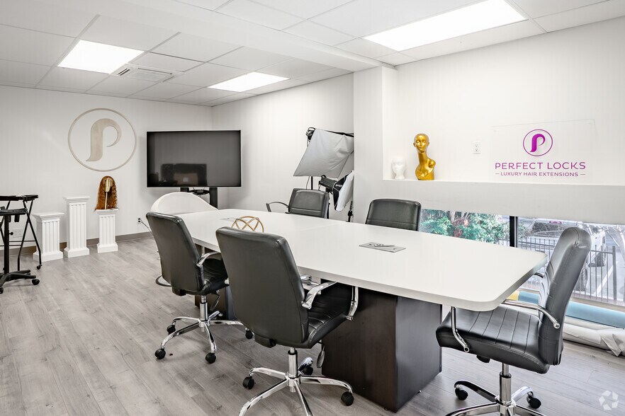 More Photos Of 635 Ygnacio Valley Rd, Walnut Creek Freestanding For Sale