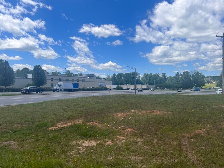 More Photos Of 00 Hickory Blv, Lenoir Land For Sale