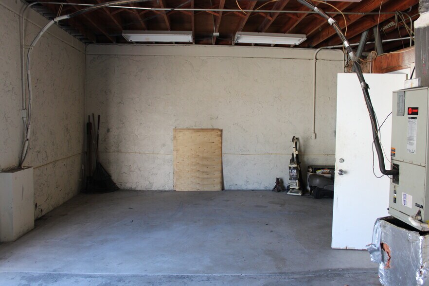 More Photos Of 1723 S Missouri Ave, Clearwater Unknown For Lease